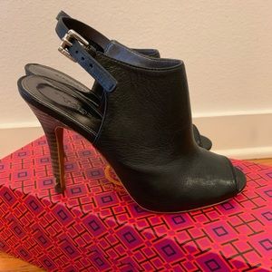 Coach Black Slingback Heels In Size 6